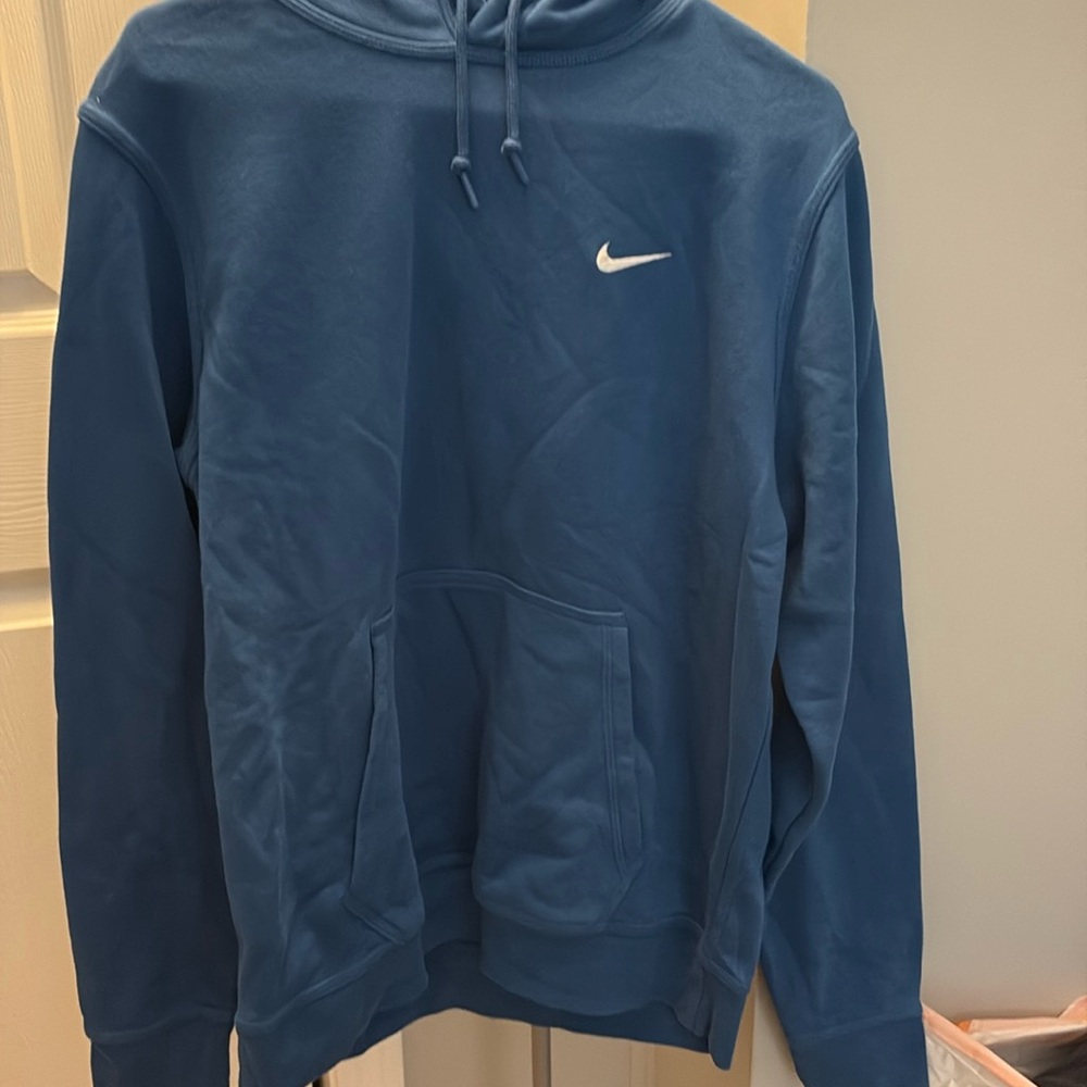 nike hoodie